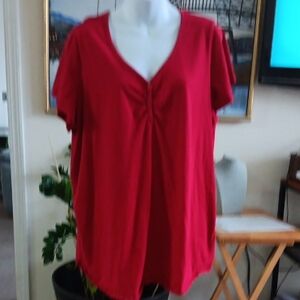Roman's Red V-Neck Top Size Large
